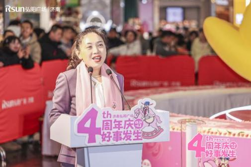 �������죬���·���ح���Ϻ����㳡��������Բ���չ٣�